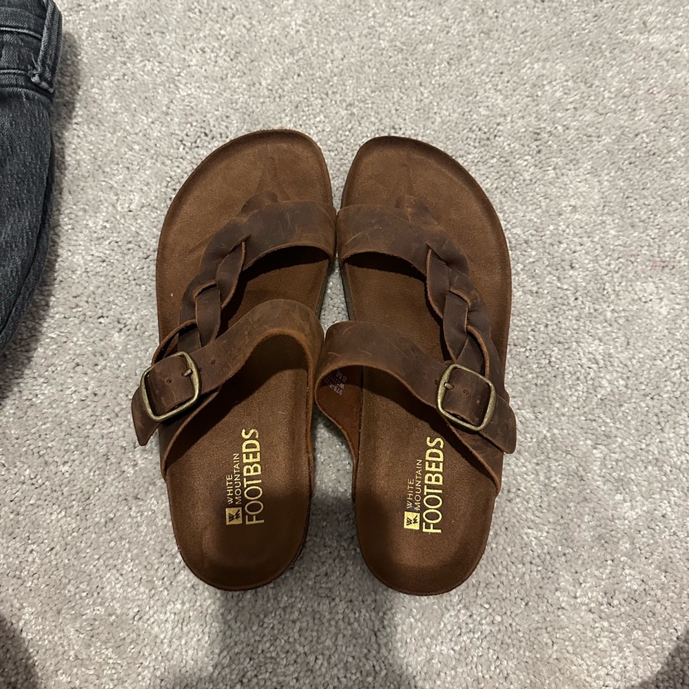 White mountain sandals